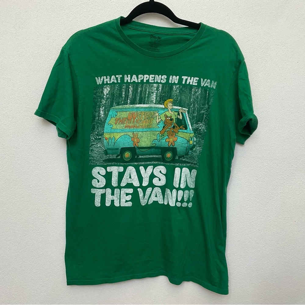 Scooby-Doo! Green What Happens in The Van Graphic Distressed T-Shirt Size Large